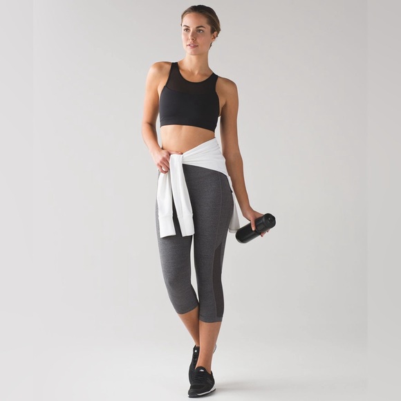 Lululemon gear up bra size 10 - Picture 2 of 8